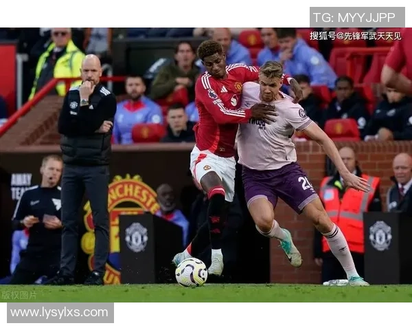 曼联与切尔西激战正酣 谁能在英超巅峰对决中笑到最后